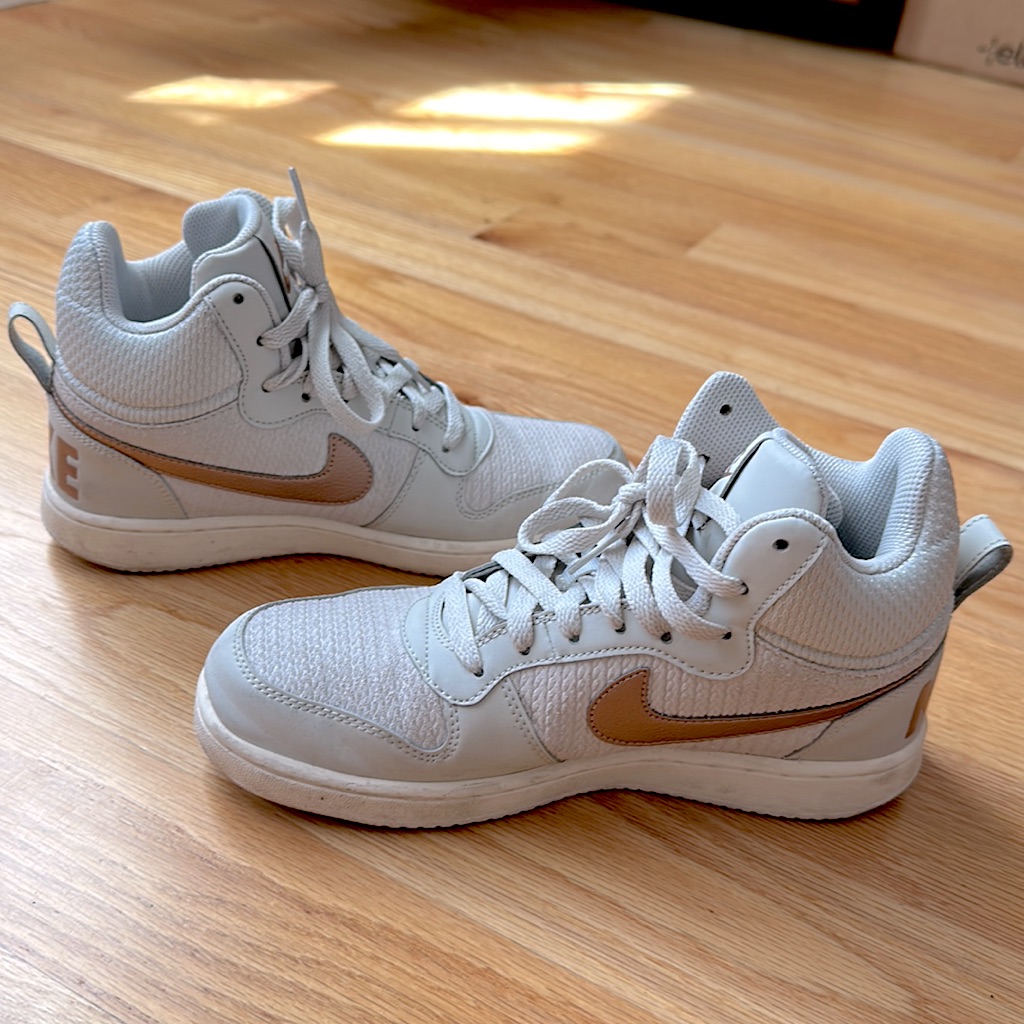 Nike Shoe Size 7